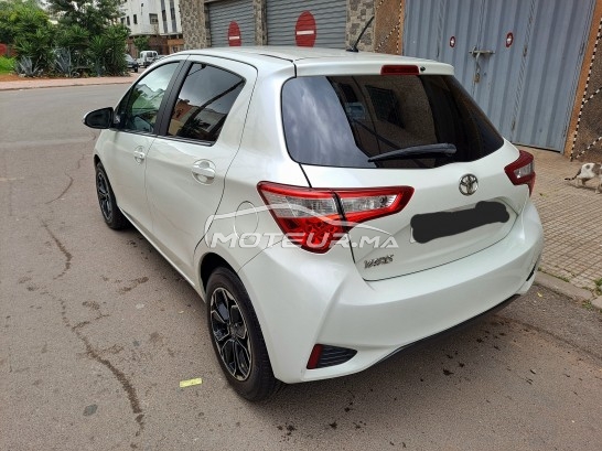 TOYOTA Yaris Lounge rouge occasion 3450337