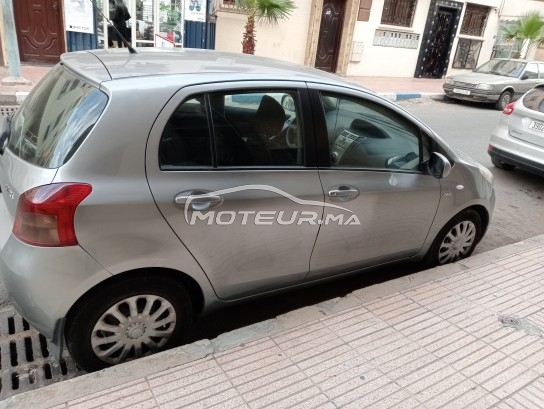 تويوتا ياريس Voiture مستعملة 1757223