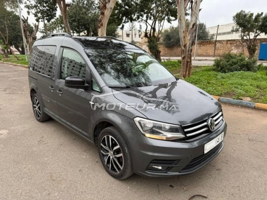 VOLKSWAGEN Caddy مستعملة