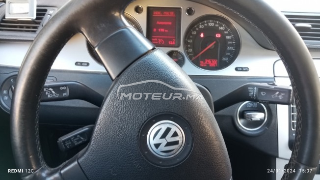 VOLKSWAGEN Passat occasion 1843417