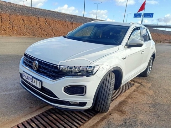 VOLKSWAGEN T-roc مستعملة