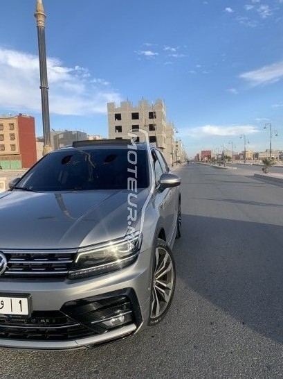 VOLKSWAGEN Tiguan Excellent voiture occasion 1836356