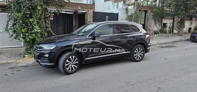 VOLKSWAGEN Touareg Volkswagen twarg 2019 2er main occasion 2902808