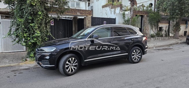 VOLKSWAGEN Touareg Volkswagen twarg 2019 2er main occasion 2902809