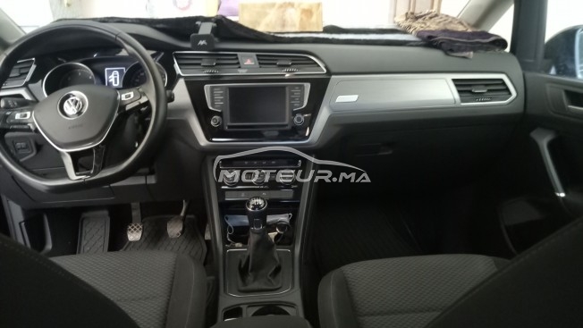 فولكزفاكن تووران مستعملة 1220891