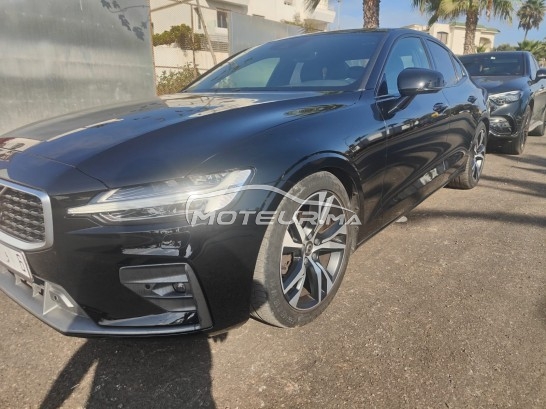 فولفو س60 T4 r design مستعملة 2820301