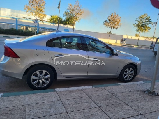 فولفو س60 D4 مستعملة 1781871