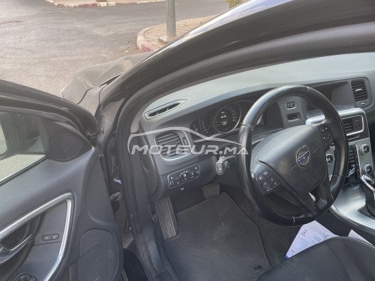 فولفو س60 D2 momentum مستعملة 1579120