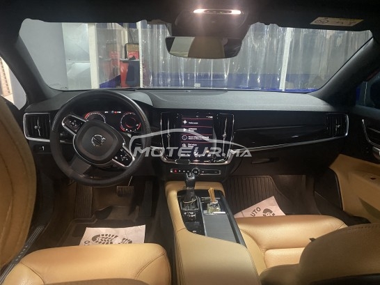 فولفو س90 D4 مستعملة 1583844