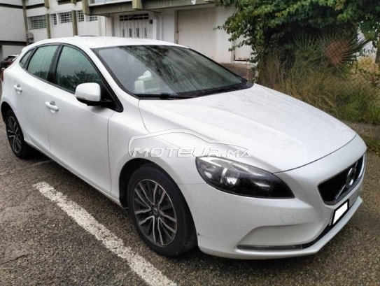 Voiture au Maroc VOLVO V40 - 481050