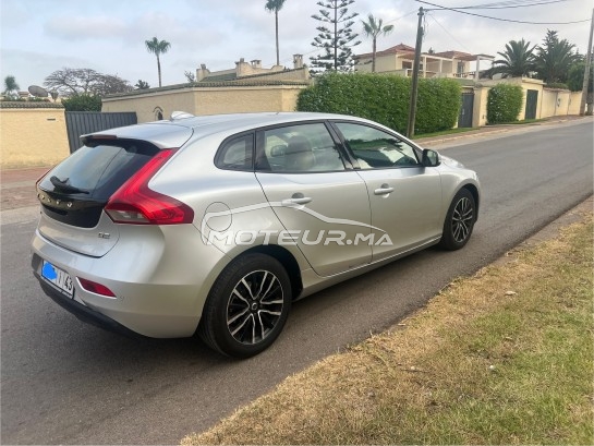 VOLVO V40 Momentum (120ch) occasion 2474608