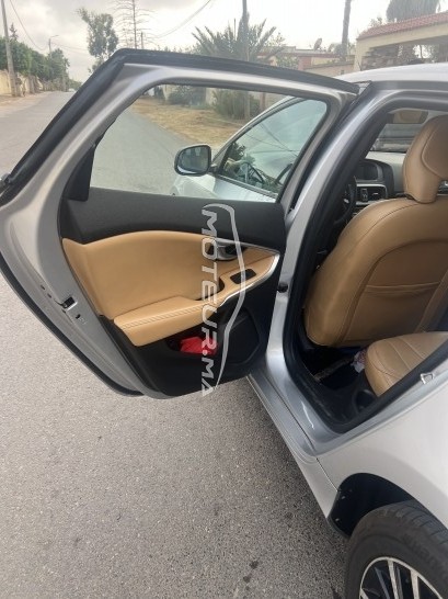 VOLVO V40 Momentum (120ch) occasion 2474613