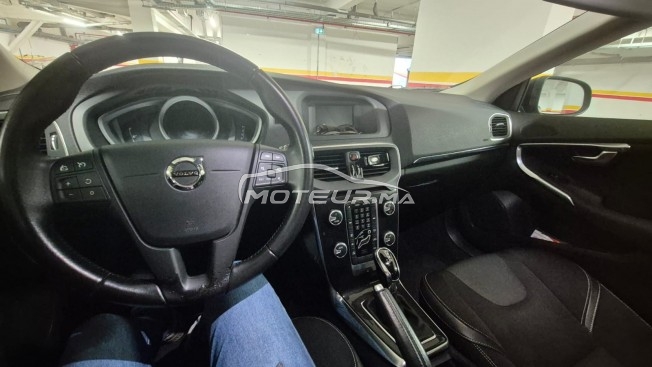 فولفو ف40 مستعملة 2325087