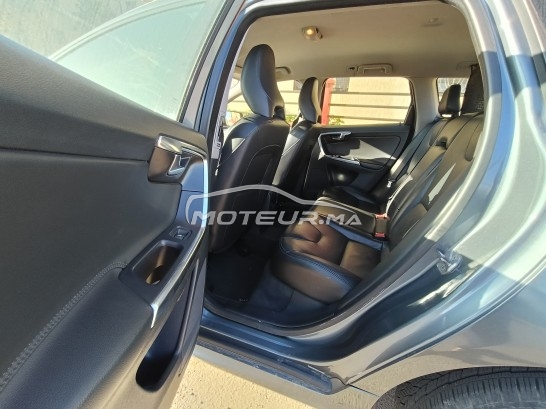 فولفو كسس60 D3 momentum مستعملة 2393342