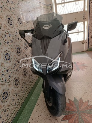 ياماها بلأكك ماكس Scoter مستعملة 1668852