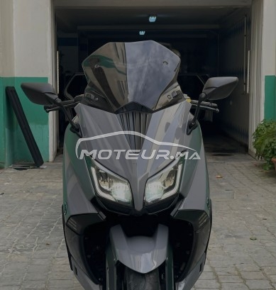 ياماها بلأكك ماكس Scoter مستعملة 1668858