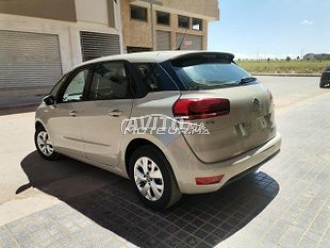 Consultez tous les avis sur le sujet: sur le forum de Moteur.ma le portail des voitures au Maroc