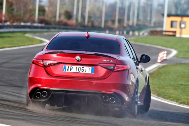 ALFA-ROMEO - ALFA-ROMEO GIULIA ,2.9 v6 quadrifoglio verde 510 - 1