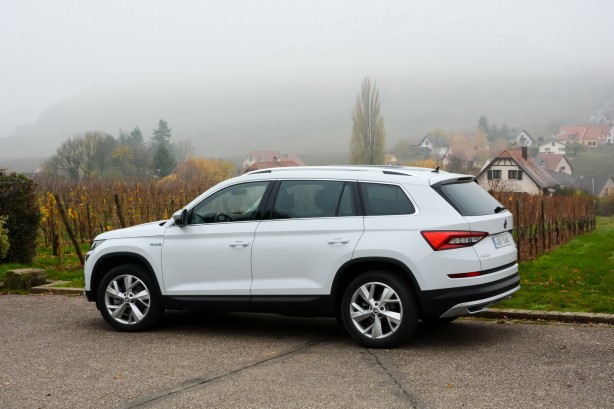 SKODA - SKODA KODIAQ,2.0 tdi spécial edition - 3