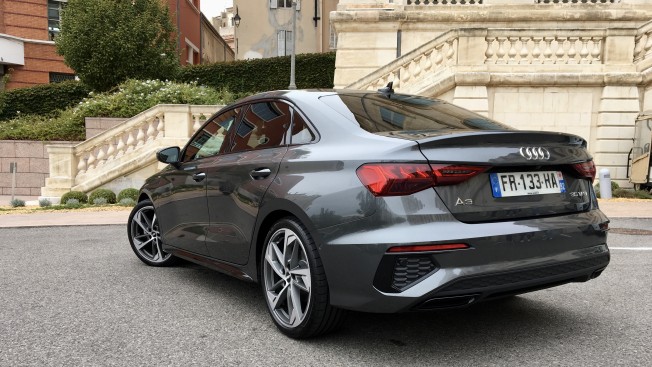 AUDI - AUDI A3 BERLINE,35 tdi sport - 11