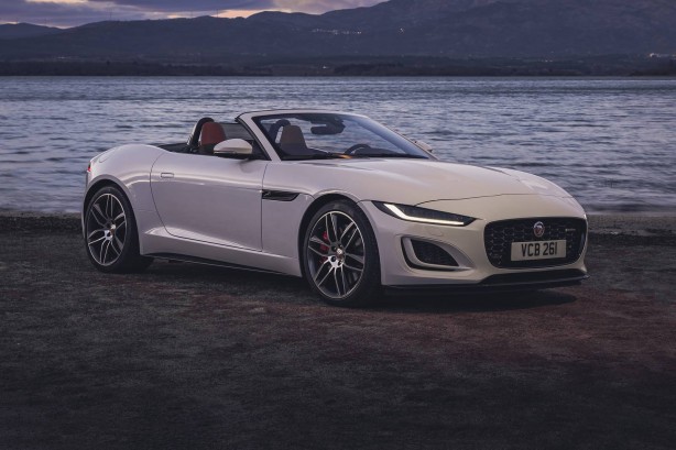 JAGUAR - JAGUAR F-TYPE,2.0 l essence i4 300 ch rwd auto cabriolet swb r-dynamic - 6