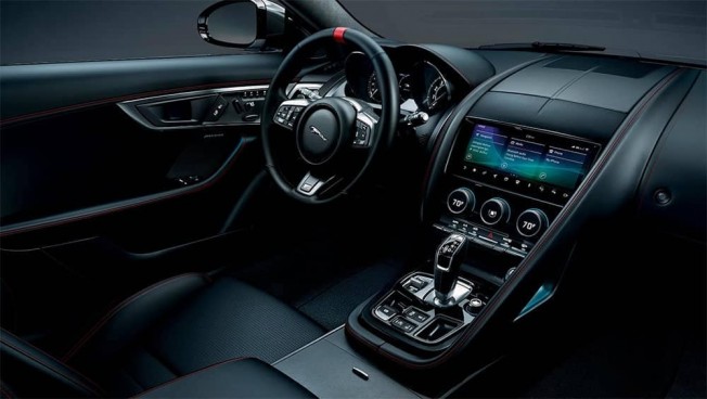 JAGUAR - JAGUAR F-TYPE,2.0 l essence i4 300 ch rwd auto cabriolet swb r-dynamic - 11