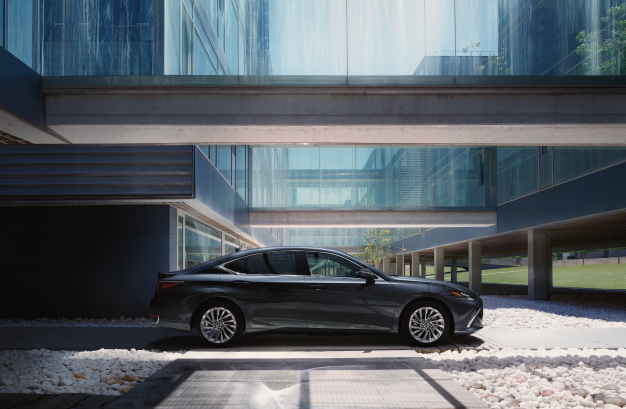 LEXUS - LEXUS ES,300 h 2wd hv executive - 5