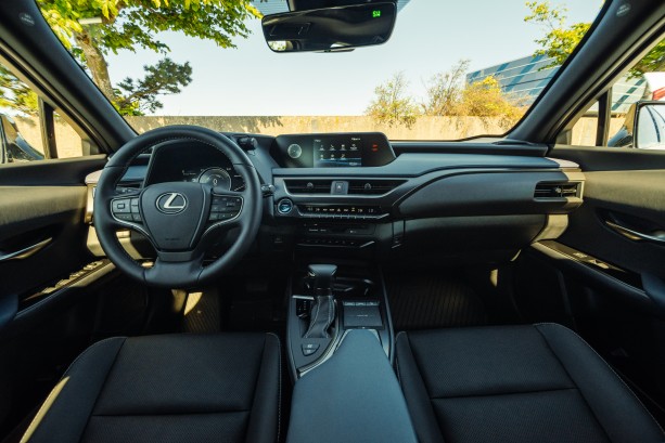 LEXUS - LEXUS UX,250 h f sport - 2