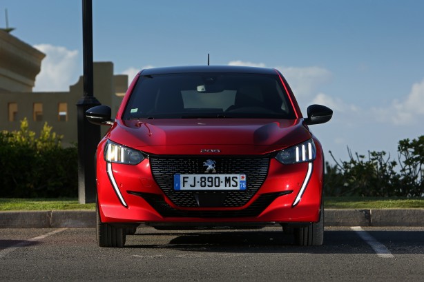PEUGEOT - PEUGEOT 208,Access 1.6 hdi 92 ch - 6