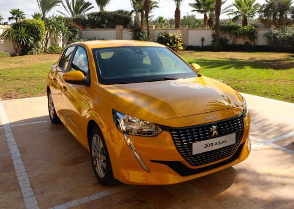 PEUGEOT - PEUGEOT 208,Allure pack 1.5hdi bva - 1