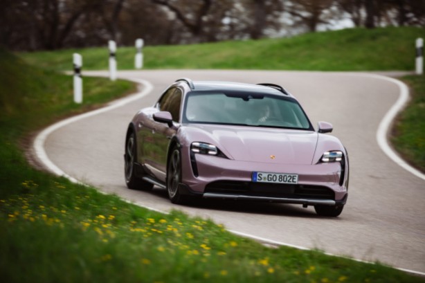 PORSCHE - PORSCHE TAYCAN CROSS TURISMO,Cross turismo 4s - 3