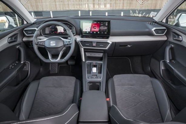 SEAT - SEAT LEON,2.0 tdi fr - 10