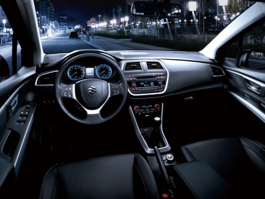 SUZUKI - SUZUKI S-CROSS,1,6 avantage - 2