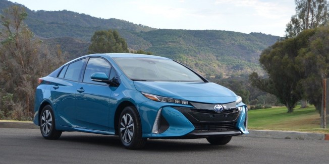 TOYOTA - TOYOTA PRIUS,Luxe - 2