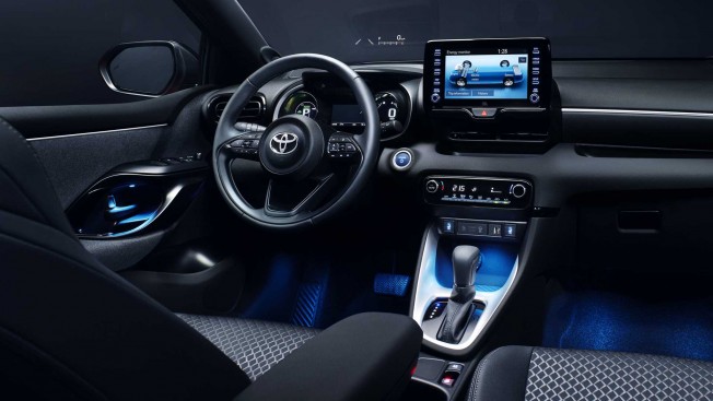 TOYOTA - TOYOTA YARIS,1.5 hybride dynamic+ - 1