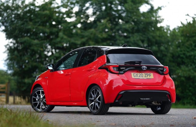 TOYOTA - TOYOTA YARIS,1.5 hybride dynamic+ - 6