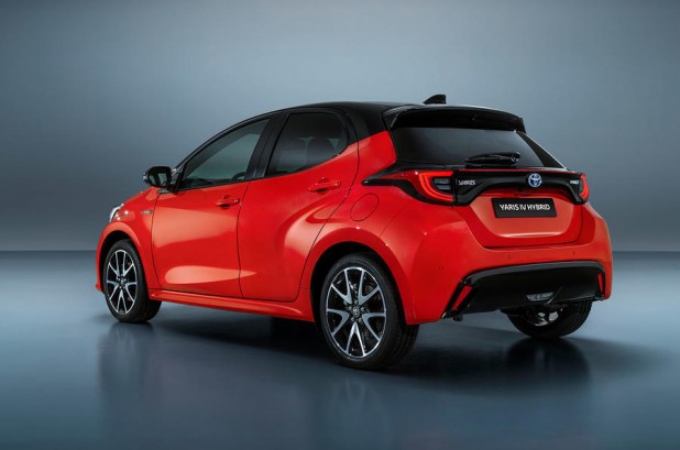 TOYOTA - TOYOTA YARIS,1.5 hybride distinctive+ - 14