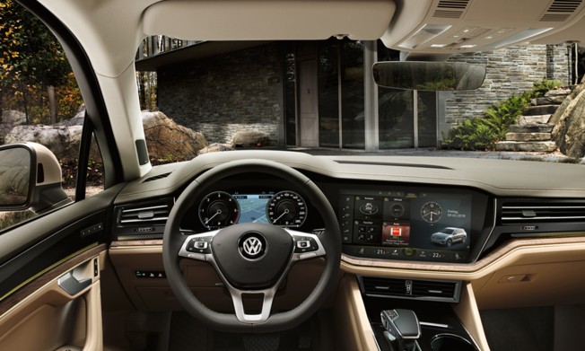 VOLKSWAGEN - VOLKSWAGEN TOUAREG,3.0 tdi confort + - 3