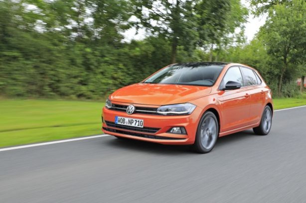 VOLKSWAGEN - VOLKSWAGEN POLO,Trendline 1.0 mpi 75 - 5