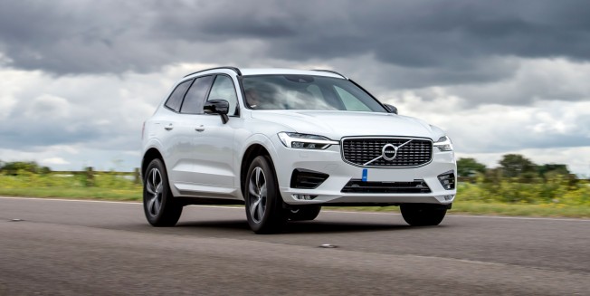 VOLVO - VOLVO XC60,D4 fwd r-design - 2