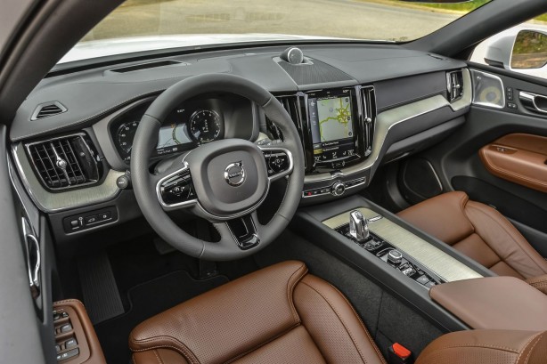 VOLVO - VOLVO XC60,D4 fwd momentum - 5