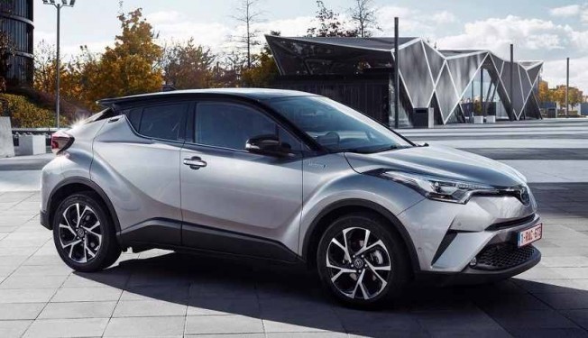 TOYOTA - TOYOTA C-HR,Distinctive+ cvt hv - 4