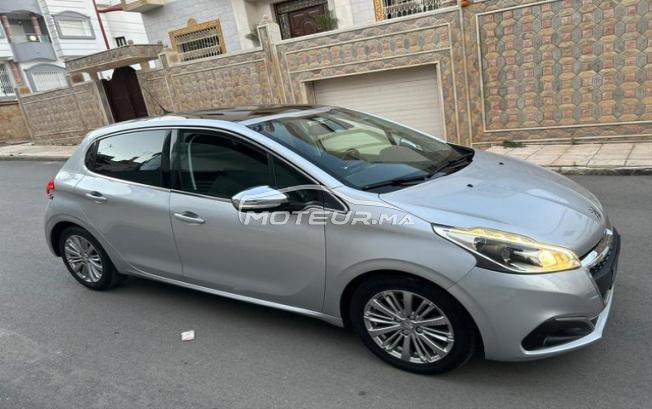Peugeot 208  Modèle 2018 possibilité de reprise