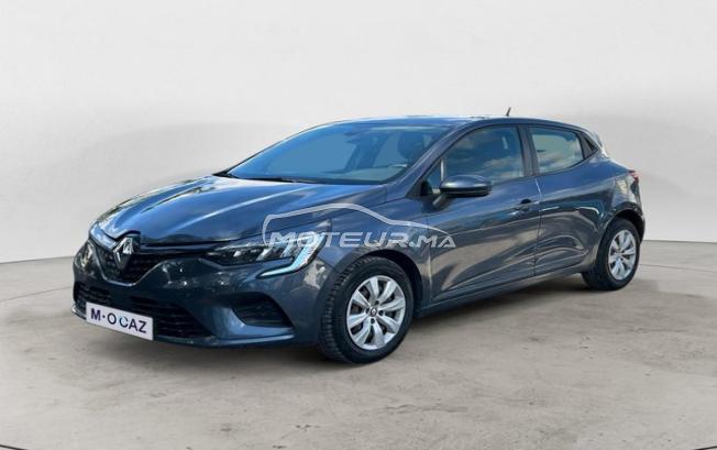 RENAULT. Clio
