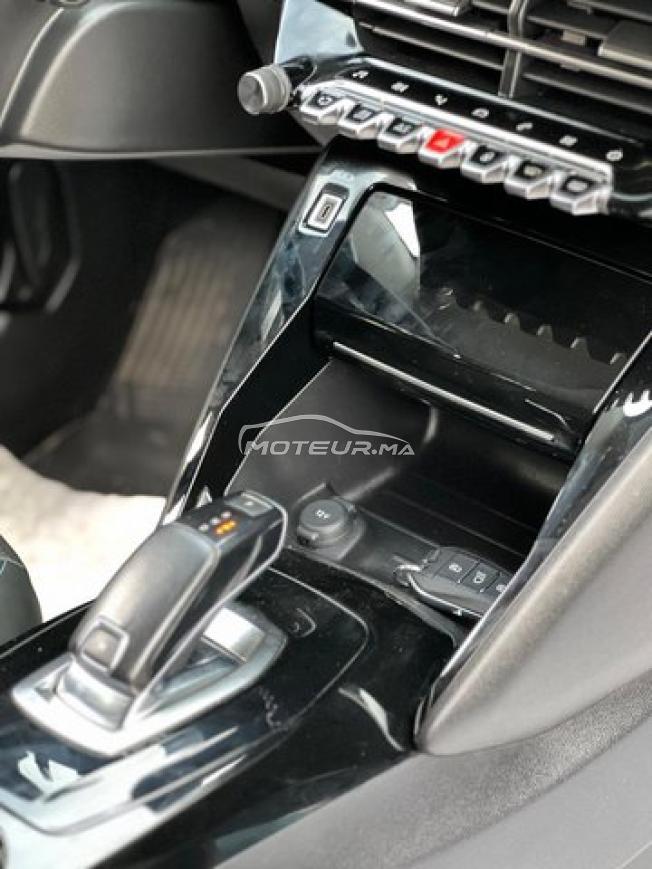 Peugeot 2008 Diesel Automatique 2023 à salé