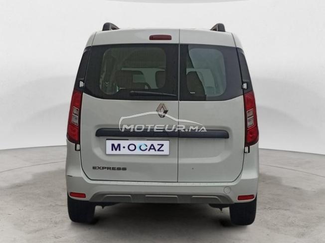 RENAULT. Express
