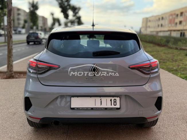 Renault Clio Diesel Manuelle 2024 à Fès