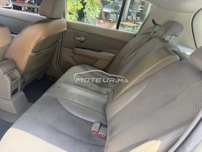 nissan tiida automatique