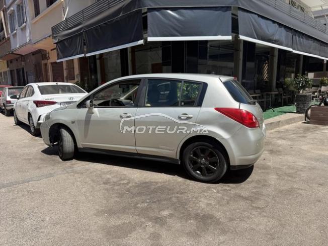 nissan tiida automatique