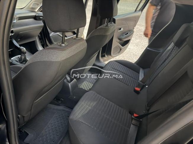 Peugeot-208